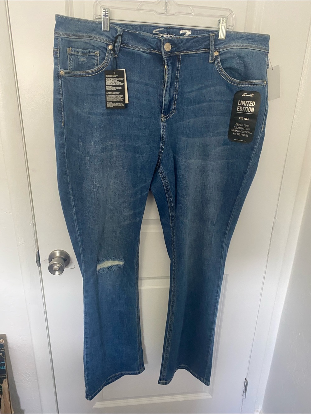 Seven7 Women's Blue Boot Cut Jeans